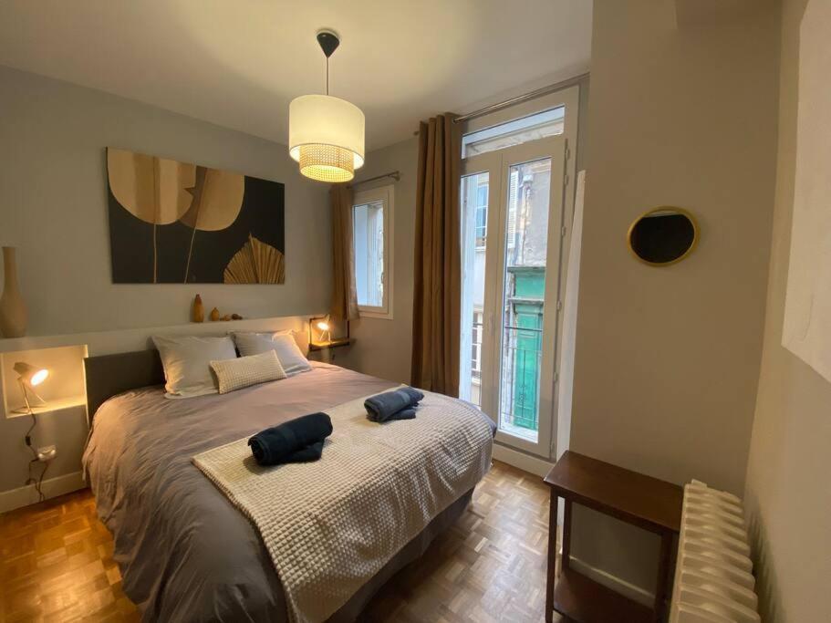 Apartament Les Quatre Piliers - 1 Min Palais Jacques Coeur Bourges Zewnętrze zdjęcie